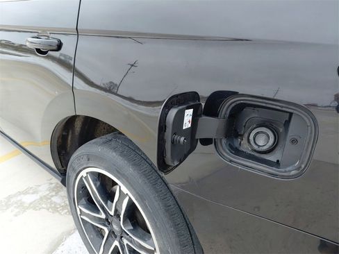 Used 2020 Ford Expedition Limited w/ Equipment Group 303A image 28