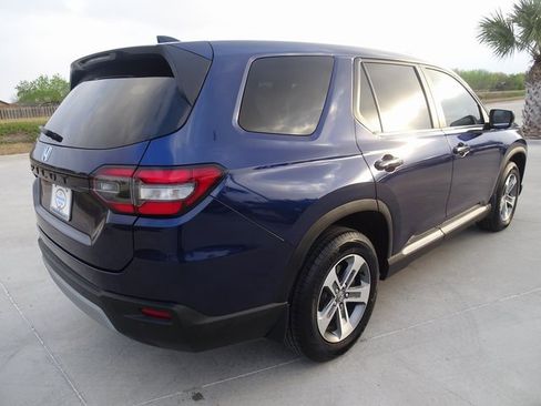 Certified 2023 Honda Pilot EX-L image 4