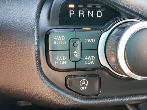 Used 2022 RAM 1500 Big Horn AWD/4WD image 22