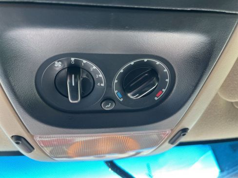 Used 2010 Ford Explorer Limited image 30