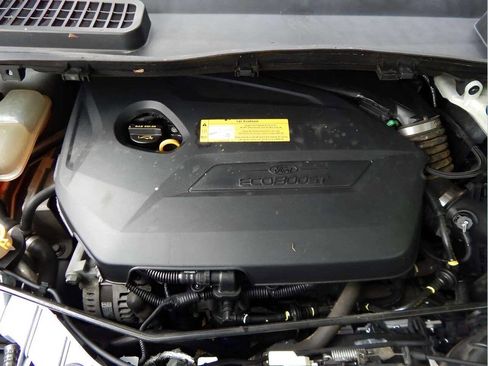 Used 2016 Ford Escape SE image 43