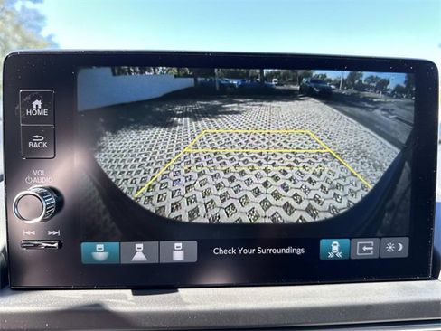 New 2025 Honda Pilot Touring image 27