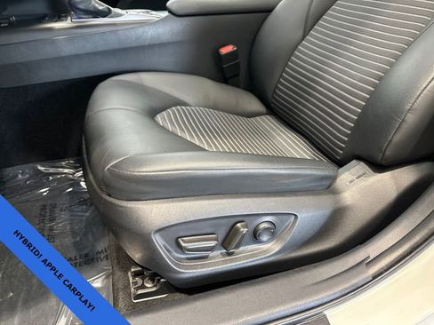 Used 2023 Toyota Camry SE w/ Audio Upgrade Package FWD image 13