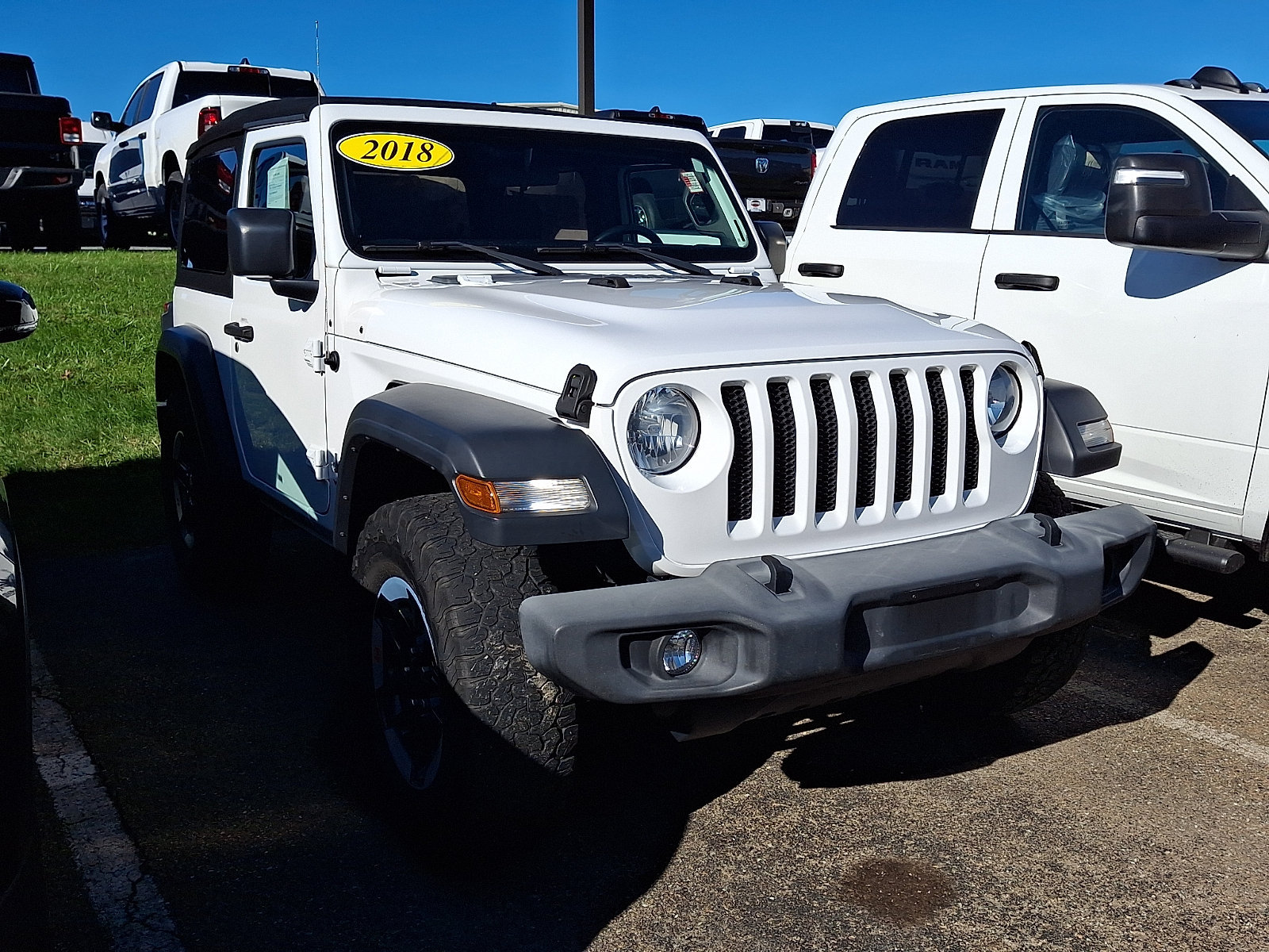 Used 2018 Jeep Wrangler Sport AWD/4WD image 1