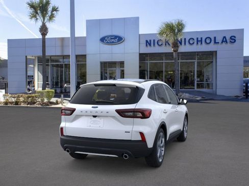 New 2025 Ford Escape ST-Line w/ Equipment Group 301A image 8