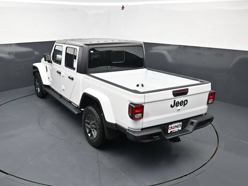 New 2026 Jeep Gladiator Sport AWD/4WD image 44