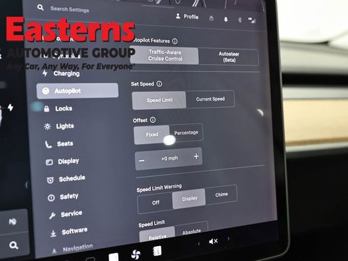 Used 2020 Tesla Model 3 Standard Range Plus image 17