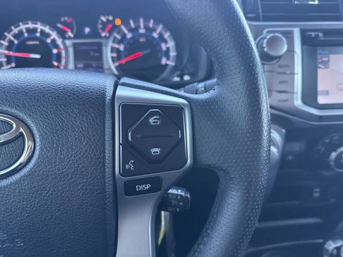 Used 2018 Toyota 4Runner SR5 image 29