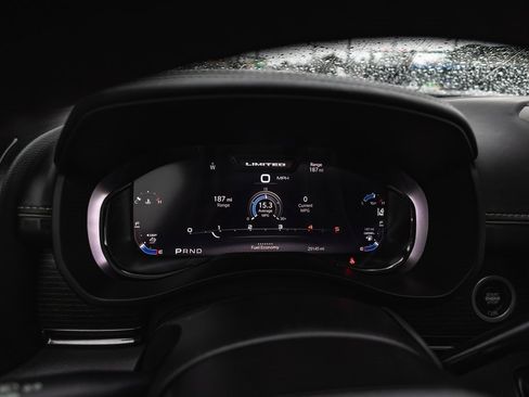 Used 2023 RAM 2500 Limited image 18