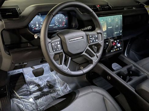 New 2026 Land Rover Defender 110 X-Dynamic SE AWD/4WD image 59