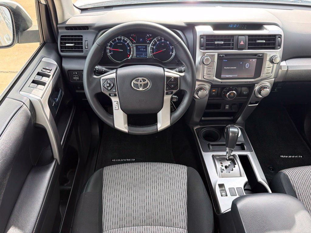 Used 2017 Toyota 4Runner SR5 AWD/4WD image 22