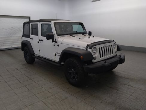 Used 2017 Jeep Wrangler Unlimited Sport AWD/4WD image 13