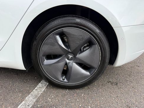 Used 2020 Tesla Model 3 Standard Range Plus RWD image 7