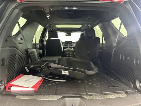 Used 2023 Chevrolet Tahoe Z71 w/ Luxury Package image 26