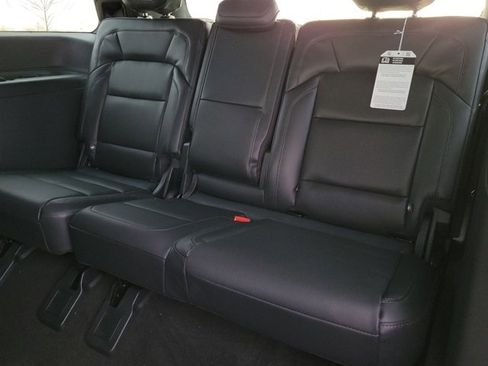 New 2025 Lincoln Navigator Reserve w/ Jet Appearance Package image 8