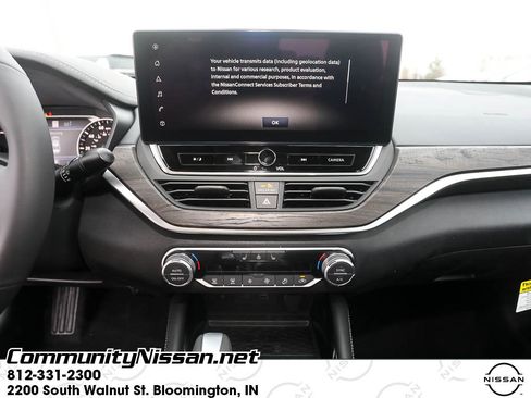 New 2025 Nissan Altima 2.5 SL image 14