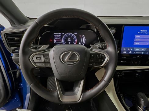 Used 2023 Lexus NX 250 FWD w/ Premium Package image 18