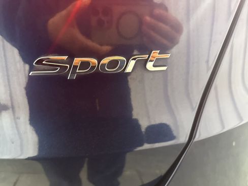 Used 2017 Hyundai Santa Fe Sport image 14