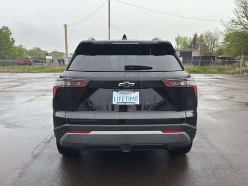 New 2026 Chevrolet Equinox LT w/ Convenience Package II AWD/4WD image 24