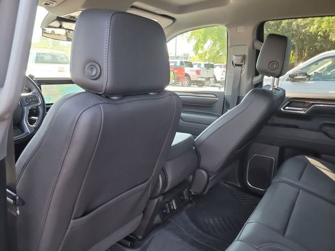 Used 2024 Chevrolet Silverado 1500 LT AWD/4WD image 11