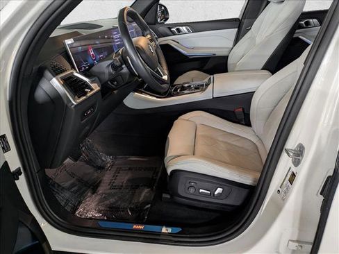 Certified 2025 BMW X5 sDrive40i w/ Parking Assistance Package image 17