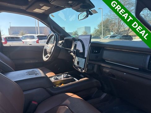 Used 2023 Ford Expedition Max King Ranch image 14