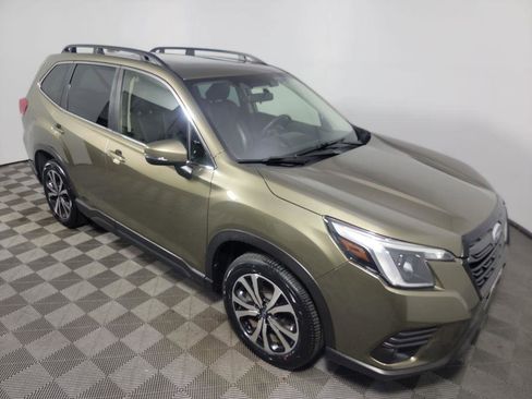 Used 2023 Subaru Forester Limited image 2