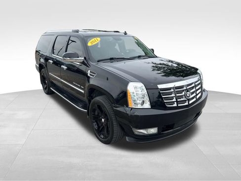 Used 2011 Cadillac Escalade ESV Luxury AWD/4WD image 8