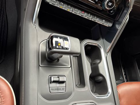 Certified 2024 GMC Sierra 1500 Denali Ultimate image 22