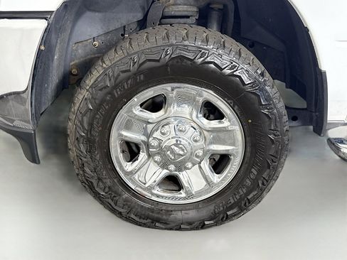 Used 2022 RAM 2500 Big Horn image 38