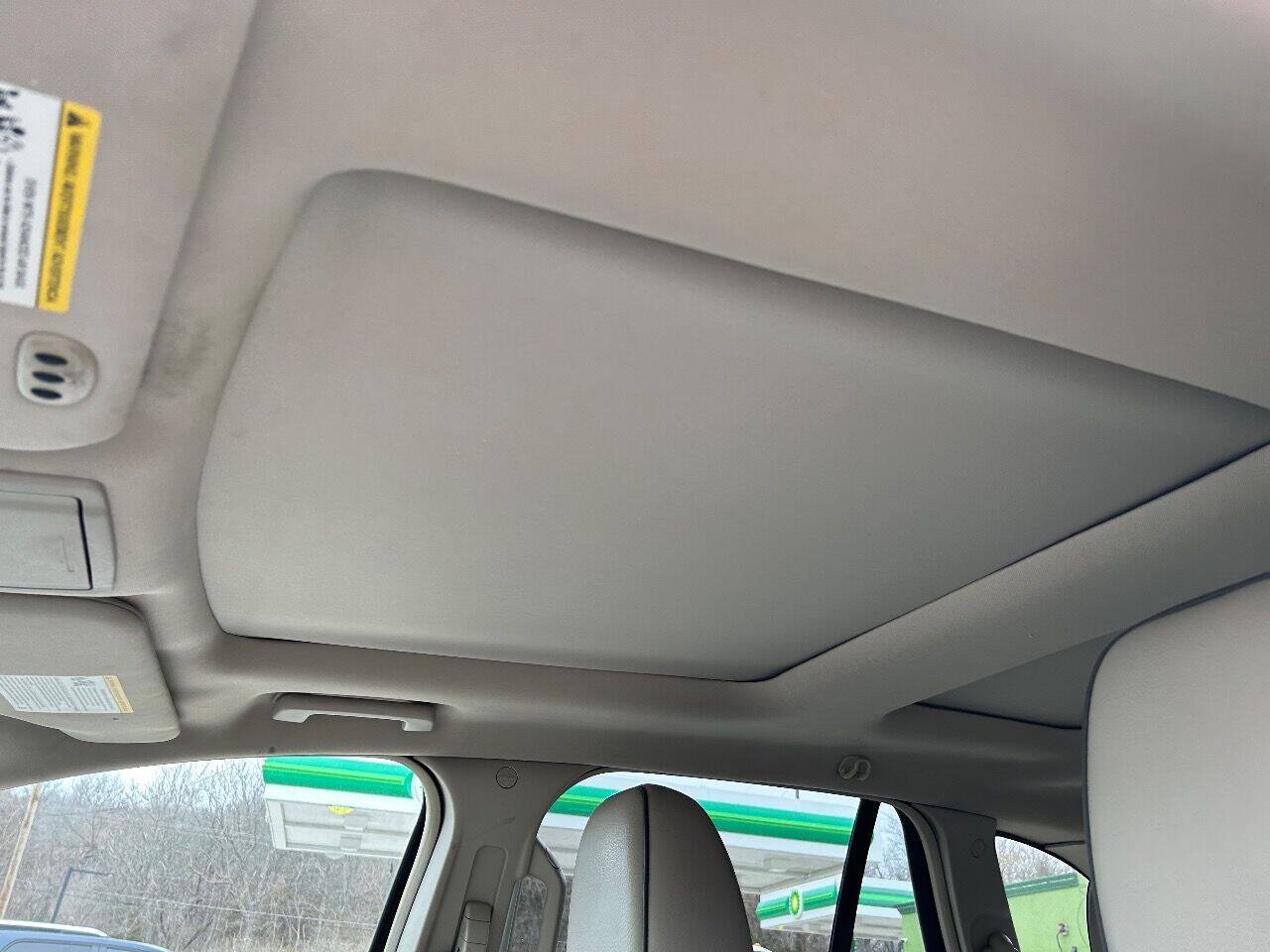Used 2012 Lincoln MKX AWD image 15