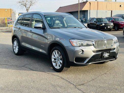 Used 2017 BMW X3 xDrive28i image 1