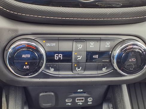 Used 2023 Chevrolet TrailBlazer ACTIV w/ Sun and Liftgate Package image 16