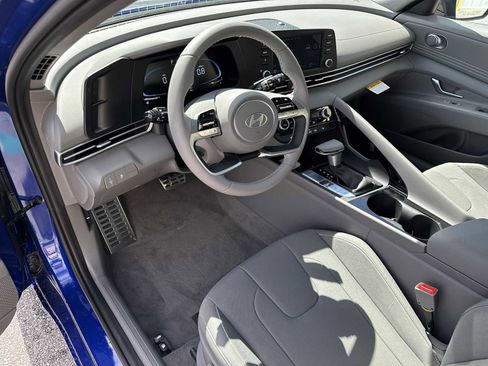 New 2026 Hyundai Elantra SEL Sport Premium image 8