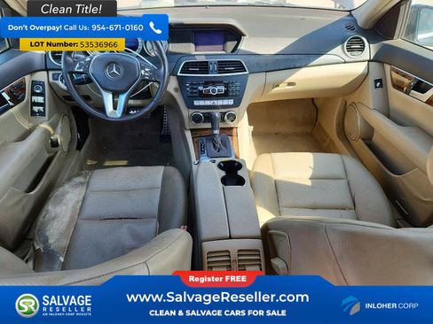 Used 2012 Mercedes-Benz C 250 Sedan image 11