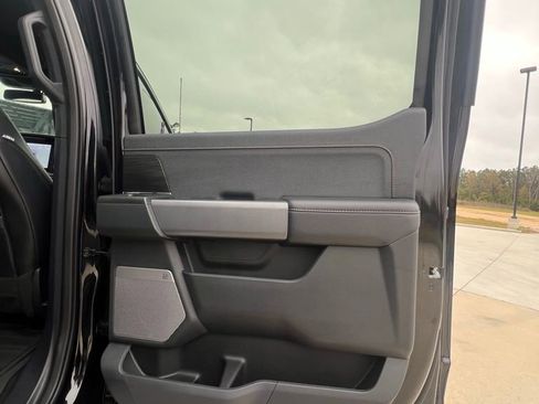 Used 2024 Ford F150 Lariat w/ FX4 Off-Road Package image 14