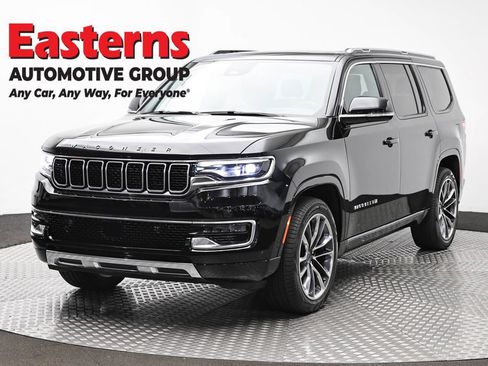 Used 2024 Jeep Wagoneer Series III w/ Premium Group I AWD/4WD image 1