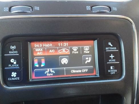 Used 2018 Dodge Journey SE FWD image 17
