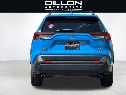 Used 2019 Toyota RAV4 LE w/ All Weather Liner Package AWD/4WD image 5