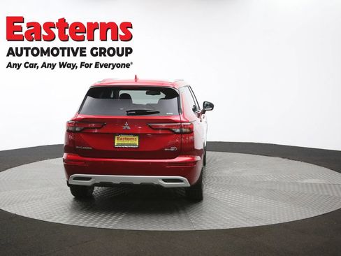 Used 2024 Mitsubishi Outlander SEL image 42