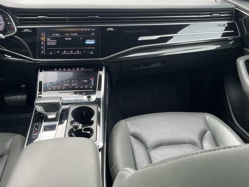 Used 2019 Audi Q8 Prestige AWD/4WD image 14