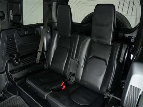 Used 2020 Land Rover Defender 110 X image 16