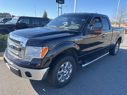 Used 2013 Ford F150 XLT w/ XLT Chrome Pkg image 1