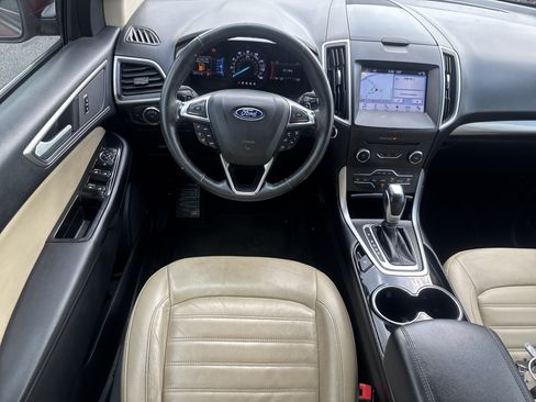 Used 2017 Ford Edge SEL w/ Equipment Group 201A FWD image 12