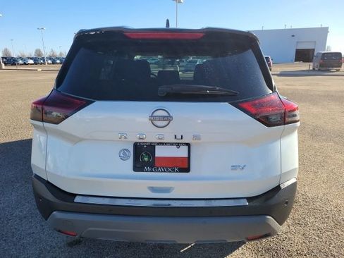 Certified 2023 Nissan Rogue SV image 7