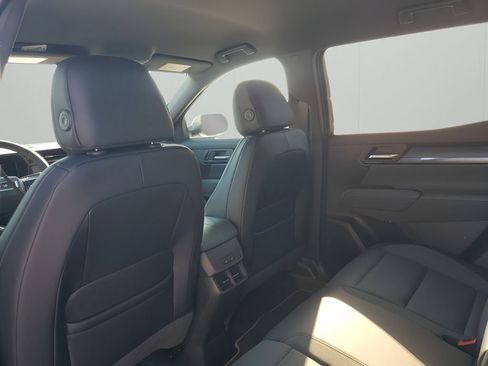 New 2026 GMC Terrain AT4 w/ Convenience Package III image 17