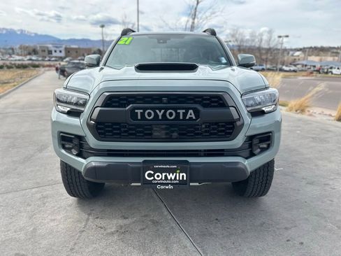Used 2021 Toyota Tacoma TRD Pro image 2