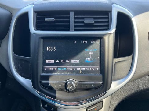 Used 2017 Chevrolet Sonic LT FWD image 20