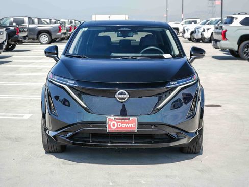Used 2025 Nissan Ariya AWD image 2