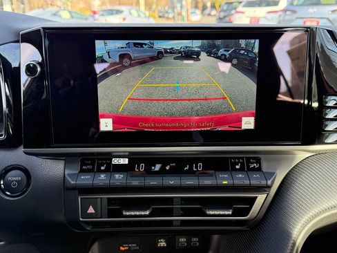 New 2026 Toyota Camry Hybrid image 28